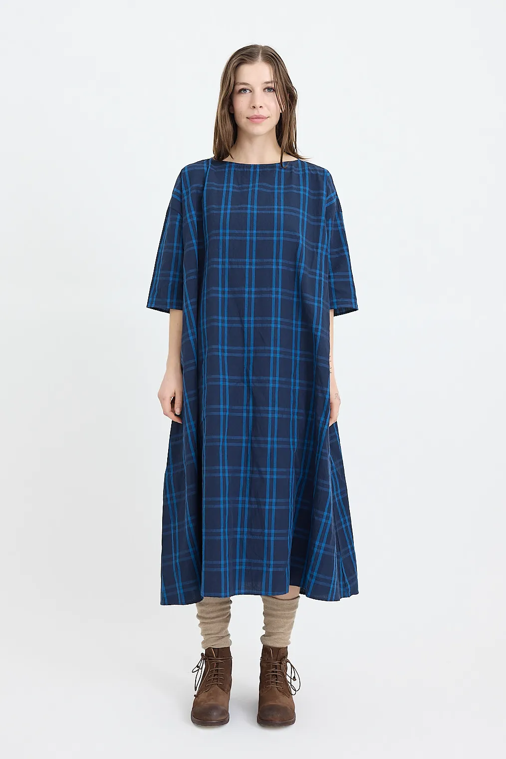 Apuntob - P1600 Dress