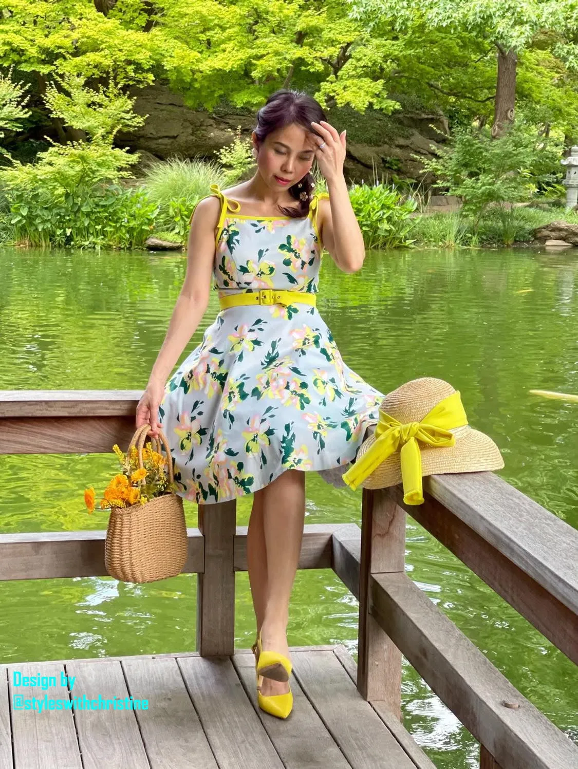 Junie Dress in flowers Rayon size S