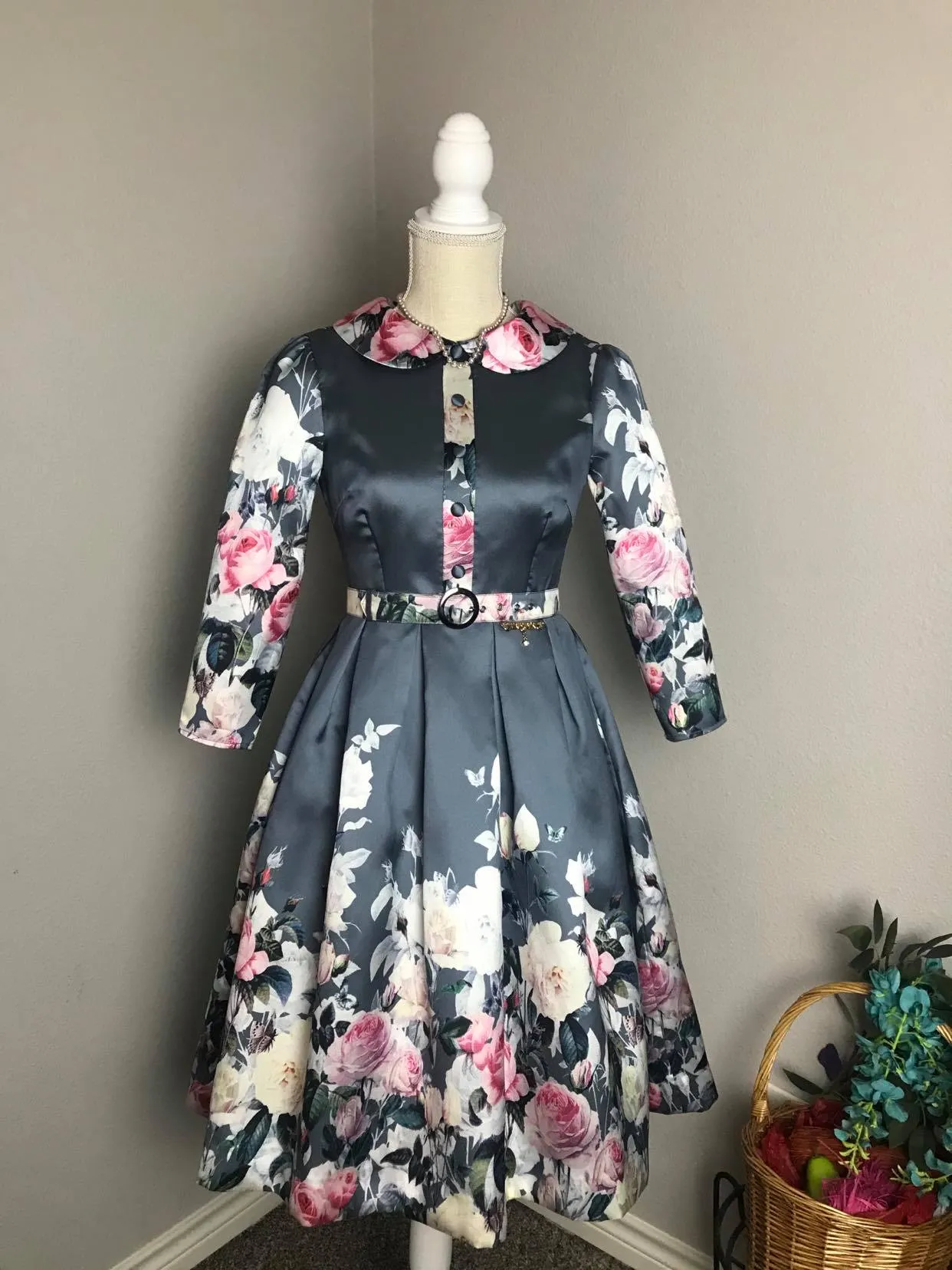 Kennedy Dress in Roses Grey Taffeta