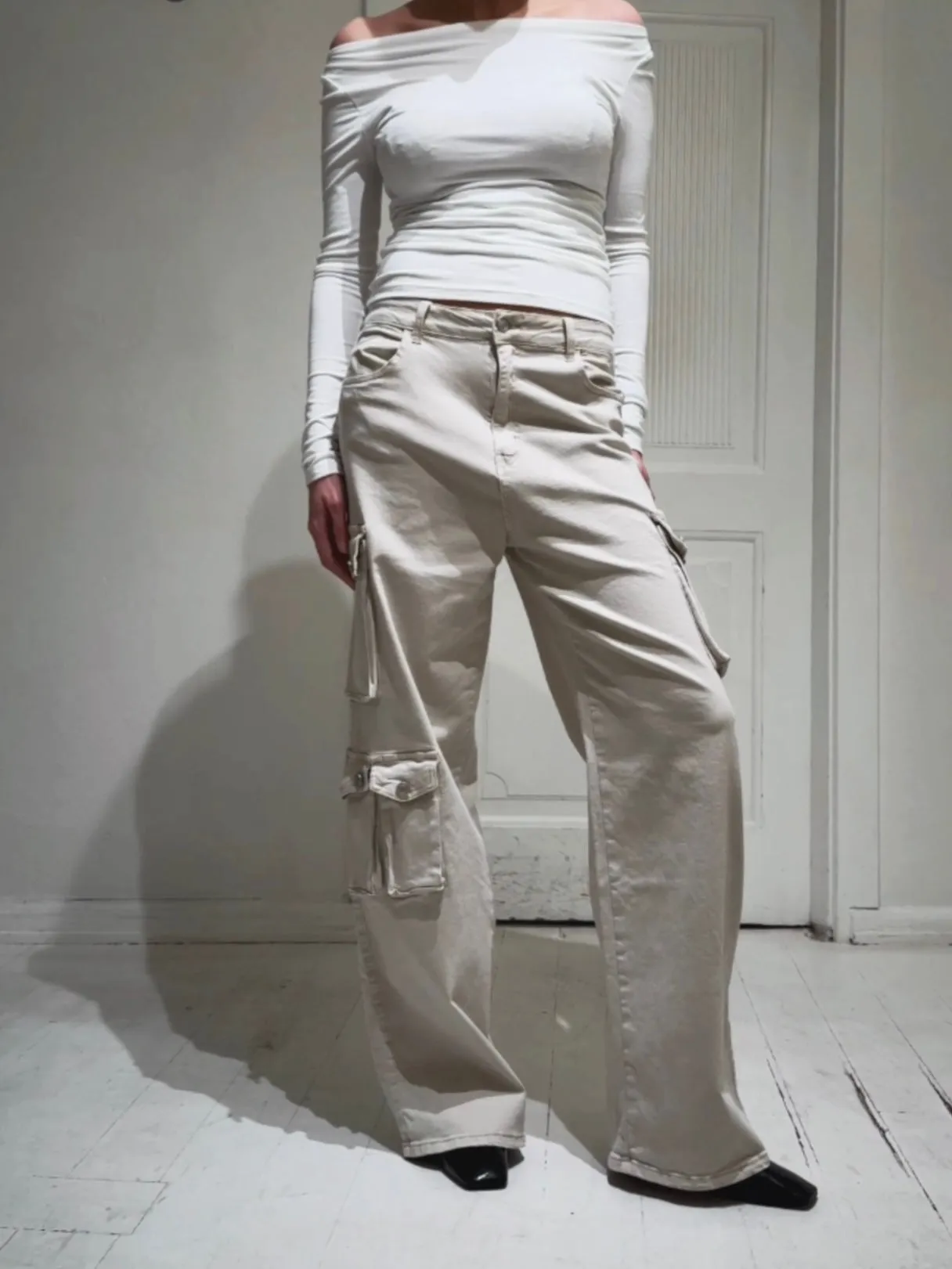 LOOSE STRAIGHT CARGO PANTS - OFF WHITE