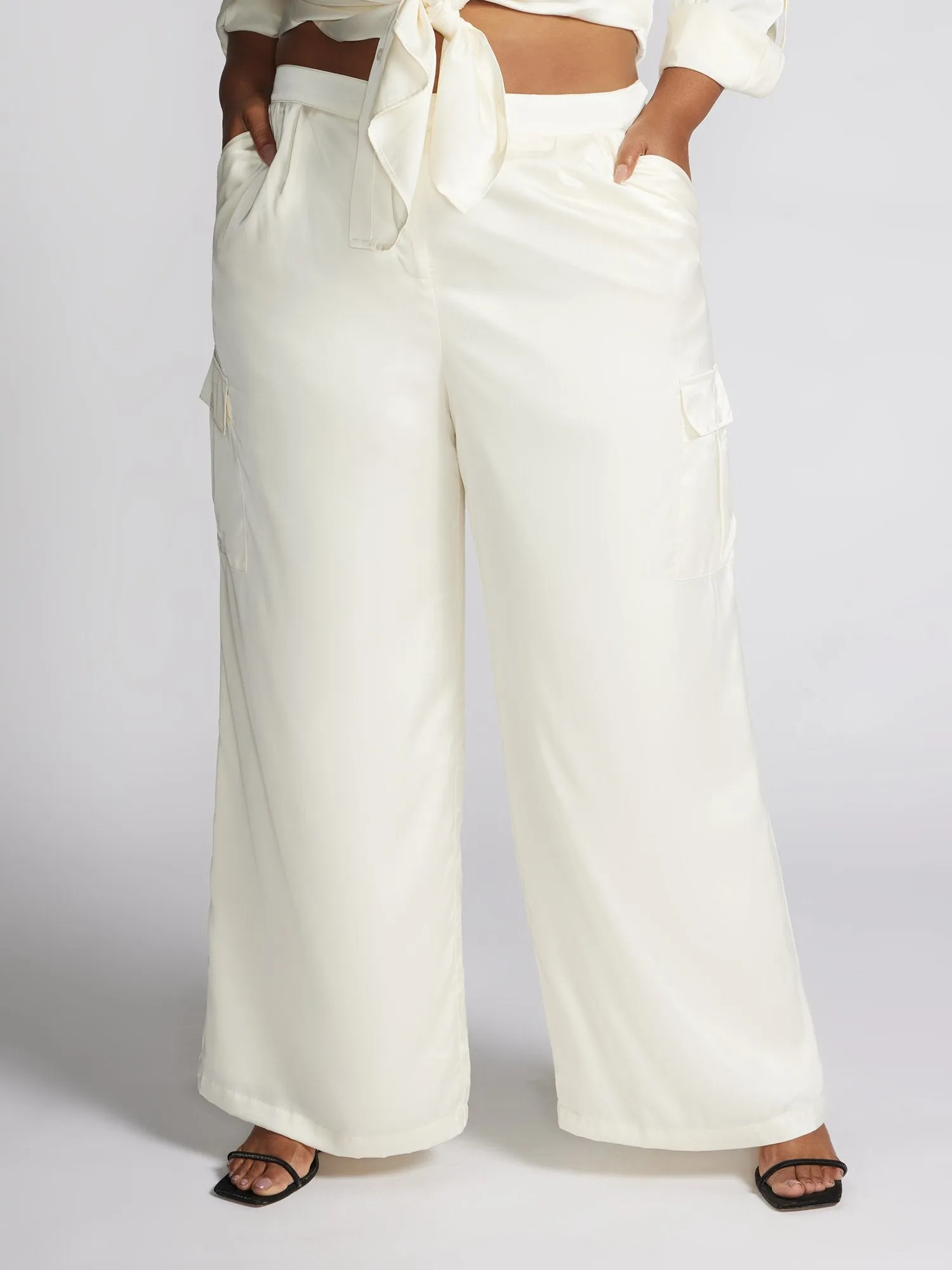 Machella Wide Leg Cargo Pants
